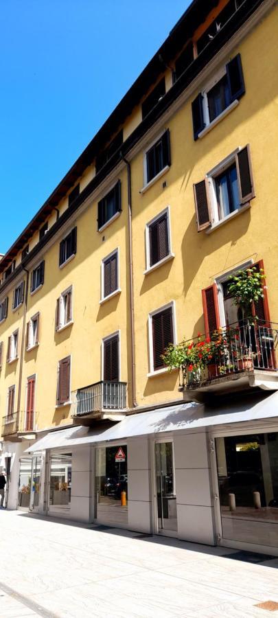 Flat In Milano, Porta Romana Exterior photo